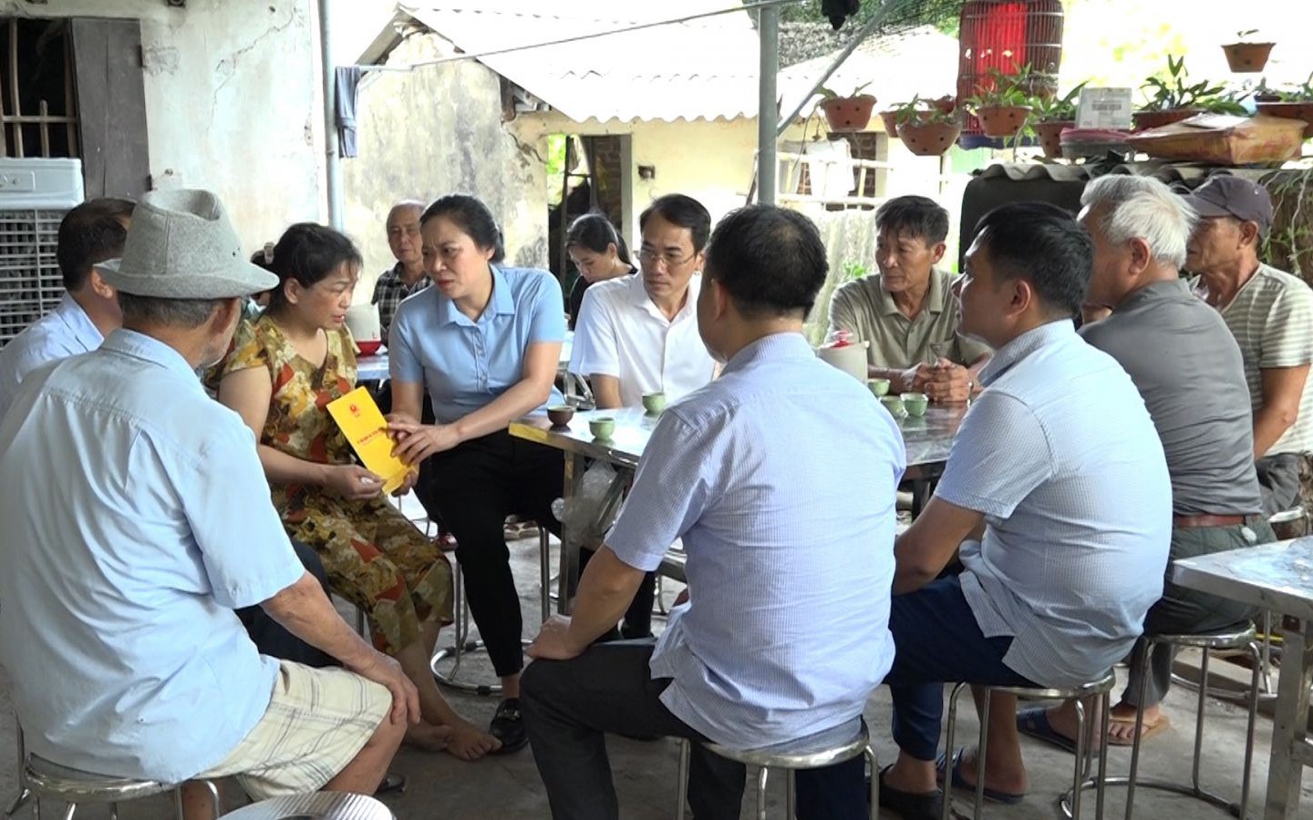 Sập