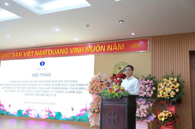 Gỡ 'nút thắt' từ thực tiễn triển khai Luật Khám bệnh, chữa bệnh ảnh 1