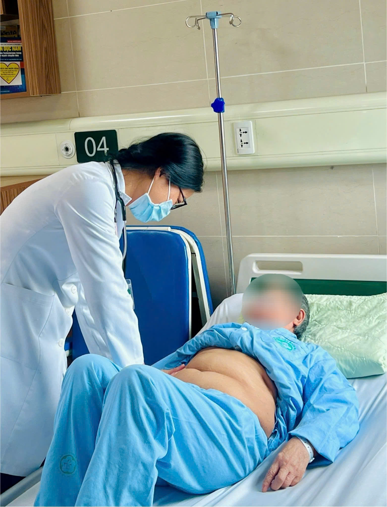 Nhiều bệnh ung thư ngày càng trẻ hoá, có tính di truyền, bố mẹ mắc, con cái cũng nguy cơ- Ảnh 3.
