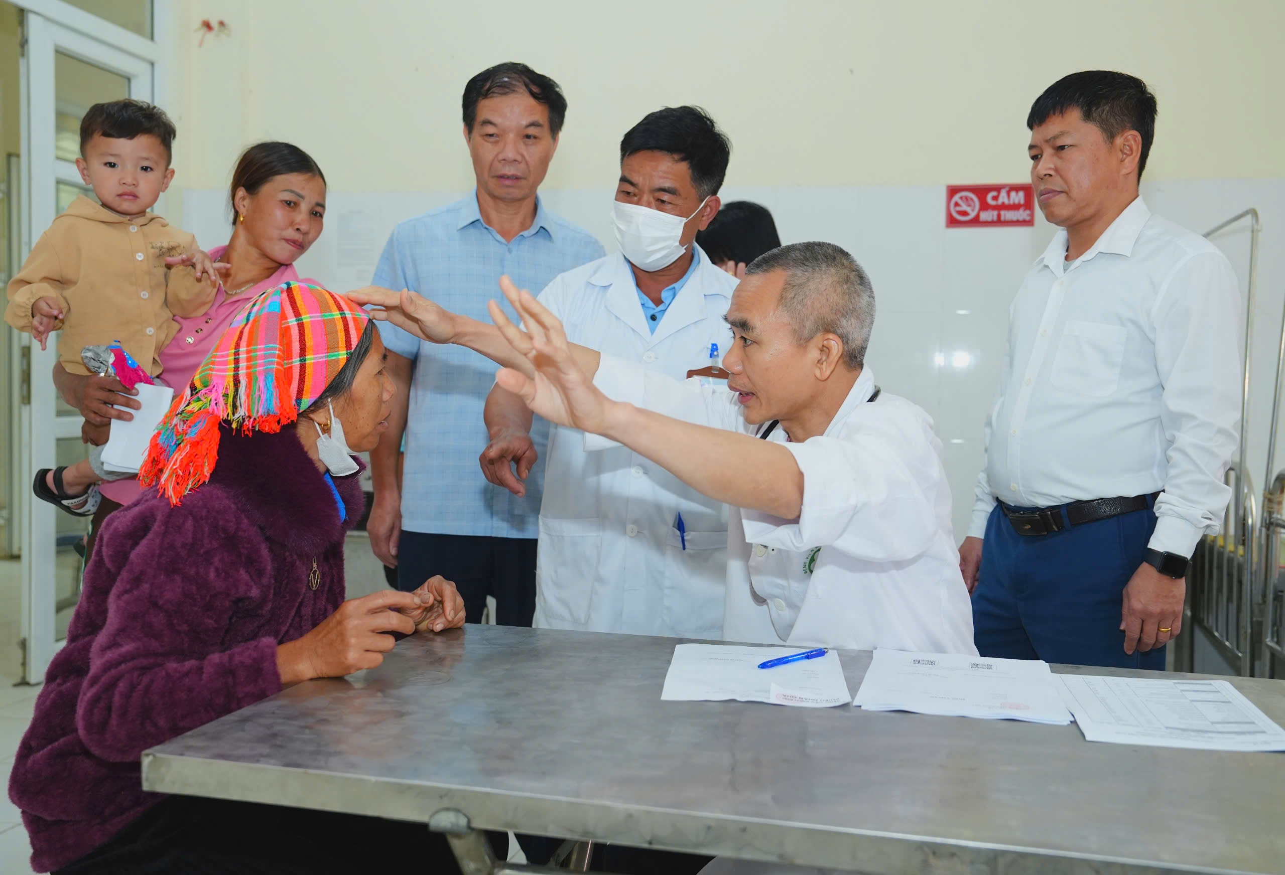 Xây dựng bệnh viện thông minh - cụ thể hóa chủ trương 'chuyển đổi số vì người dân khỏe mạnh, đất nước phát triển'- Ảnh 2.