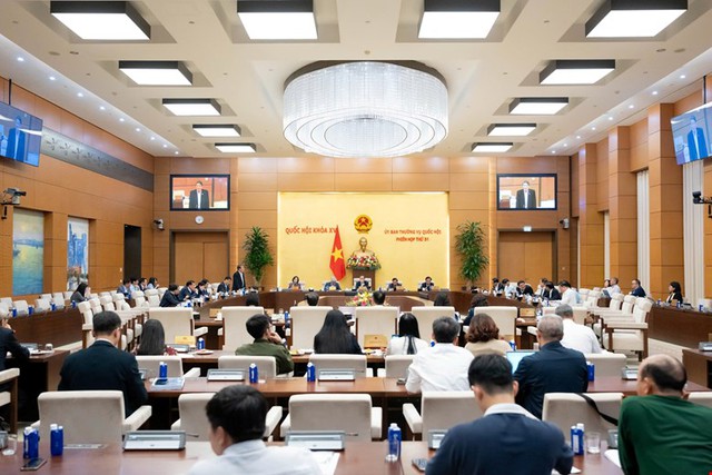 Trình UBTVQH Chương trình mục tiêu quốc gia về chăm sóc sức khỏe, dân số và phát triển giai đoạn 2026–2035- Ảnh 1.