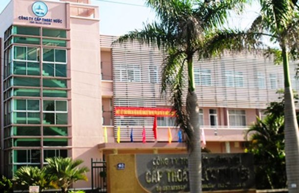 Ngập lũ tại Phú Yên: Ngưng cung cấp nước sinh hoạt cho 70 . 000 Hộ dân - Ảnh 1.