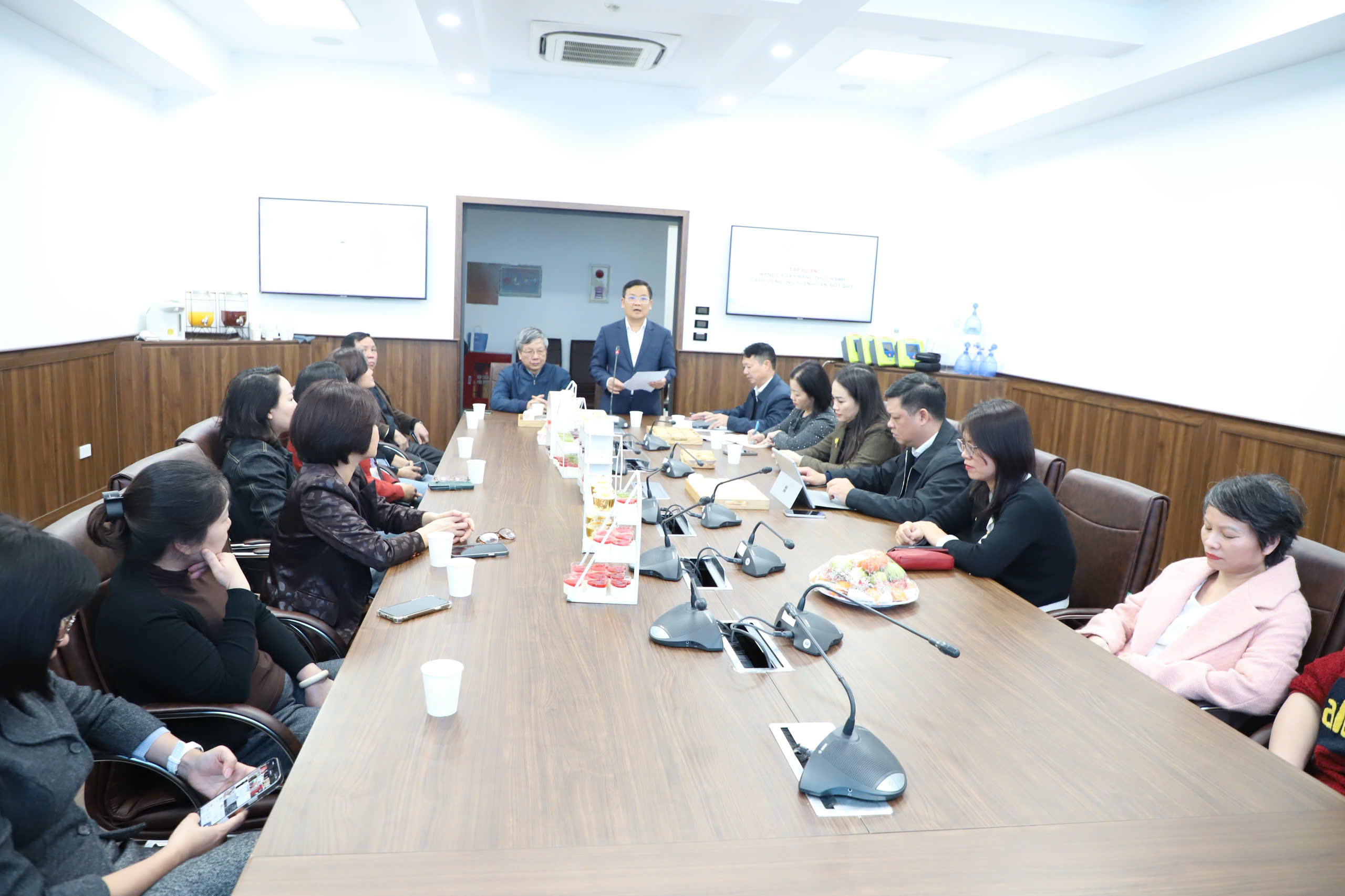 Cấp cứu ngoại viện yếu tố then chốt quyết định khả năng cứu sống người bệnh tình trạng nguy kịch, đột quỵ- Ảnh 1.