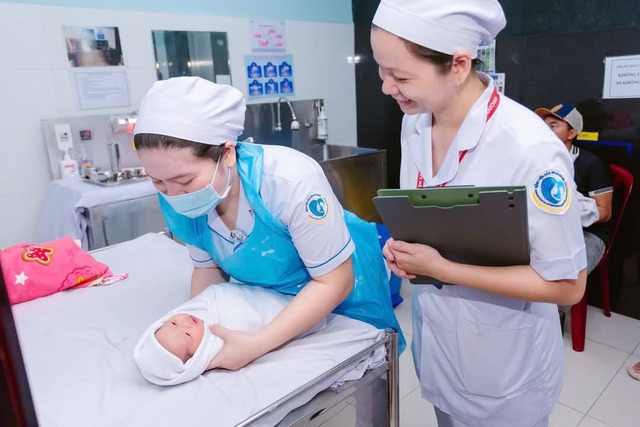 Triển khai cơ chế, chính sách đặc biệt tạo đột phá trong bảo vệ, chăm sóc sức khỏe nhân dân- Ảnh 1.